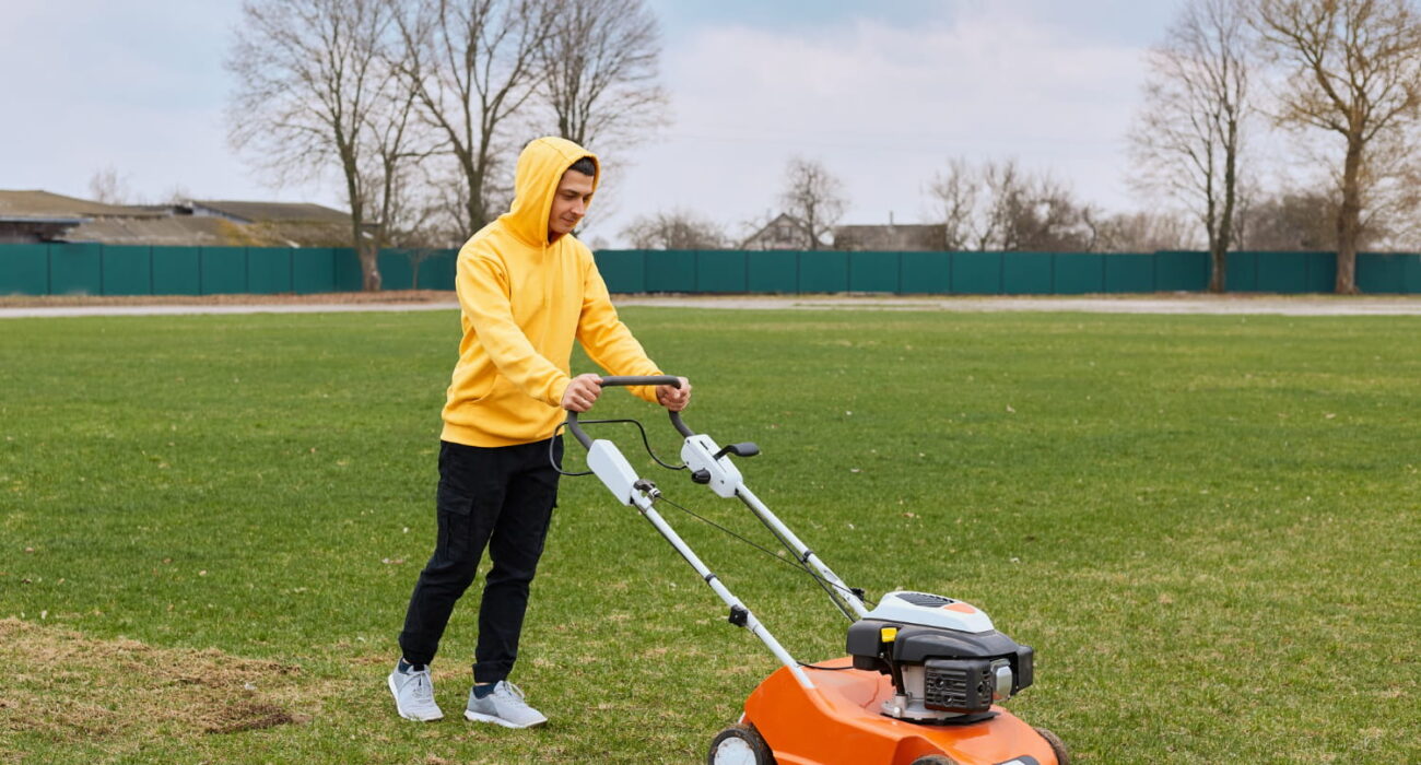 Choosing the Right Acreage Mowing Services: A Comprehensive Guide